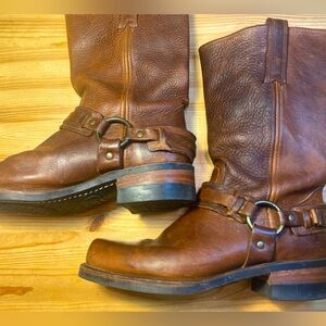 Frye Leather Boots Brown 9.5 Medium
